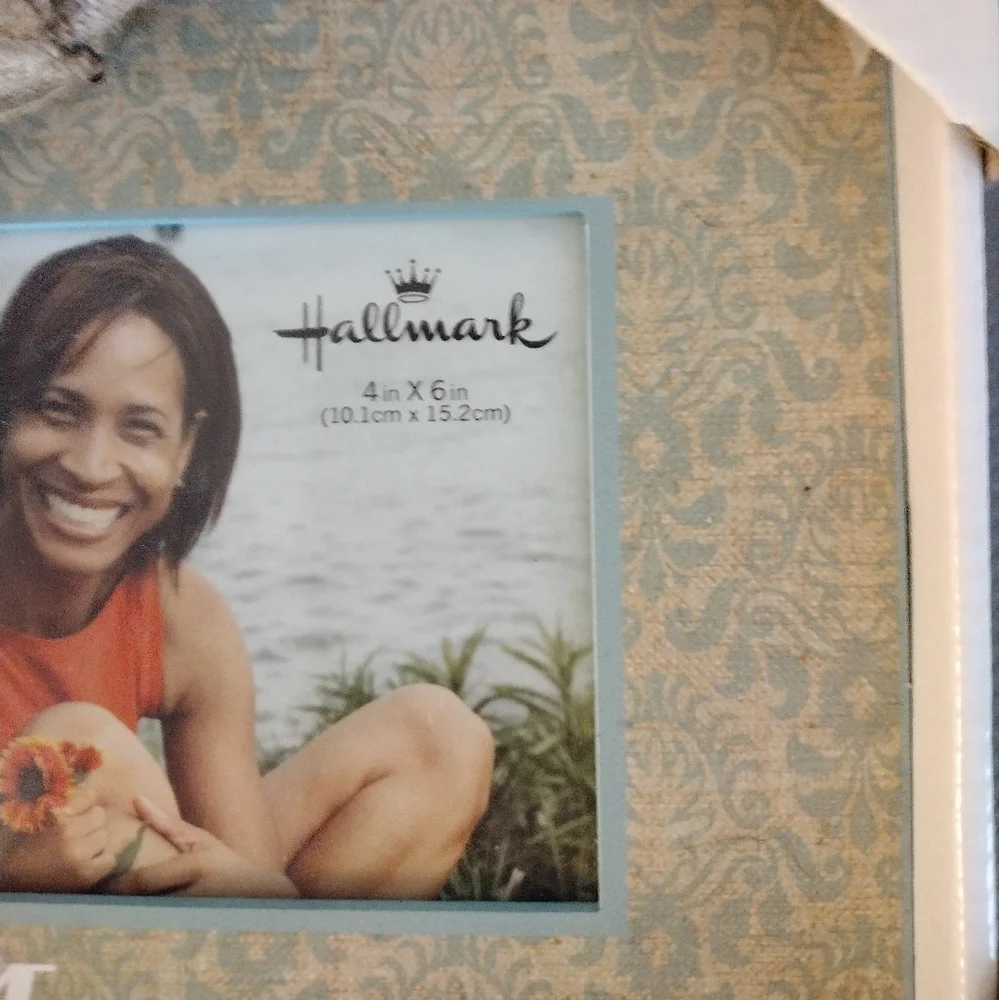 Frame - Picture 2 of 3